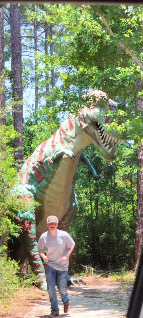 Alamaba Bay ares with Dinos